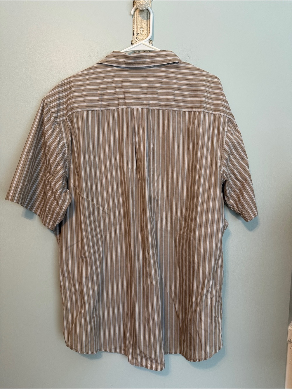 Basic Editions Shirt - Picture 3 of 4